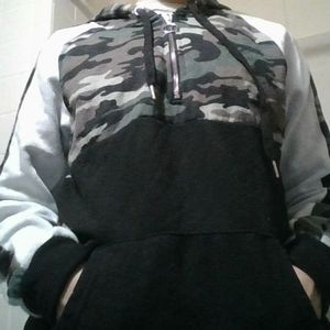 Rue 21 Camoflouge zipper Sweater